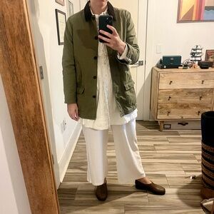 EUC 100% cotton lands end chore barn coat khaki green with brown corduroy collar